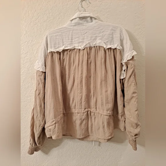 Free People Movement Women's Tan & White Lets Go Out Pullover Jacket Size Smal - Picture 6 of 13